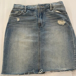 Lucky Brand Women’s Denim Mini Skirt Light Wash Distressed Size 4 / 27